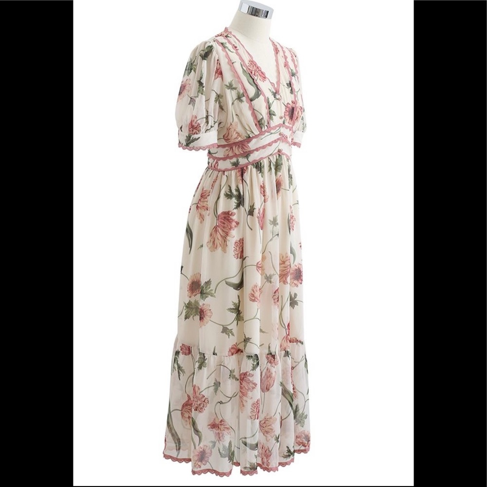 LACEY EDGE FLORAL PRINTED CHIFFON DRESS (pre-loved) - Picture 3 of 15